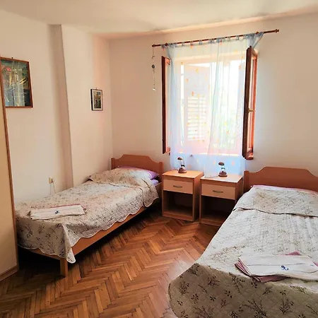 Comfortable With Private Parking * Crikvenica
